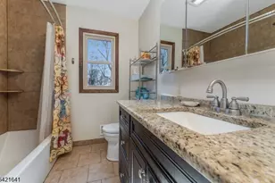 514 Lannon Ln, Bethlehem Township, NJ 08826 - Photo 10