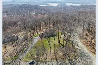 514 Lannon Ln, Bethlehem Township, NJ 08826 - Photo 40