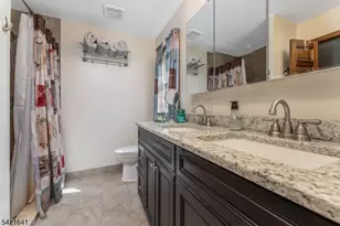 514 Lannon Ln, Bethlehem Township, NJ 08826 - Photo 26