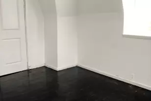 227 E 3rd Ave, Roselle, NJ 07203 - Photo 8