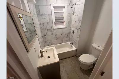 824 Mt Prospect, Newark, NJ 07104 - Photo 6
