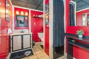 104 Lionshead Dr W, Wayne, NJ 07470 - Photo 32