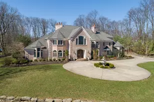 5 Queens Ct, Mendham Township, NJ 07960 - Photo 2