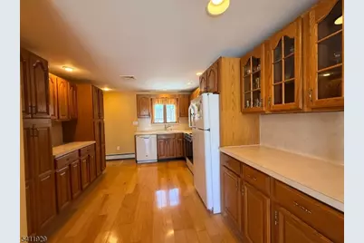 32 Clayton Rd, West Milford, NJ 07421 - Photo 16