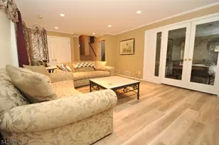 28 Jefferson Pl, Montvale, NJ 07645 - Photo 2