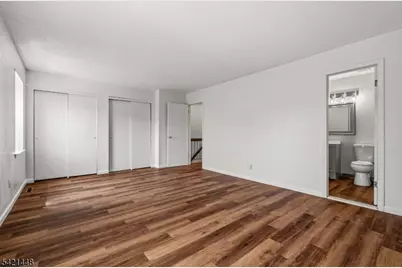 8401 Hana Rd, Edison Twp., NJ 08817 - Photo 22