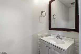 8401 Hana Rd, Edison Twp., NJ 08817 - Photo 10