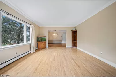 26 Wostbrock Ln, Midland Park, NJ 07432 - Photo 8