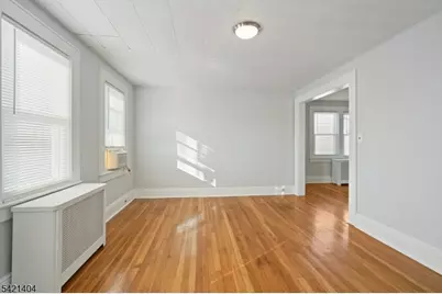 23 Meeker Pl Unit #2, Millburn, NJ 07041 - Photo 2