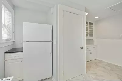 23 Meeker Pl Unit #2, Millburn, NJ 07041 - Photo 8