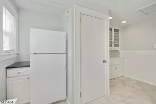 23 Meeker Pl Unit, Millburn, NJ 07041 - Photo 8