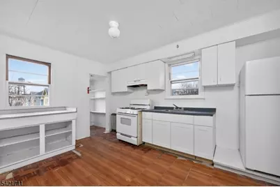 187 Joyce Kilmer Ave, New Brunswick, NJ 08901 - Photo 12