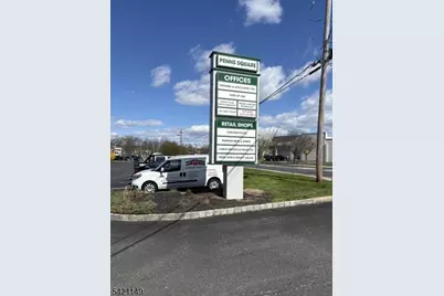 14 Commerce St, Raritan Township, NJ 08822 - Photo 4