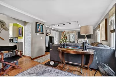 200 Rambler Ave, New Milford, NJ 07646 - Photo 4