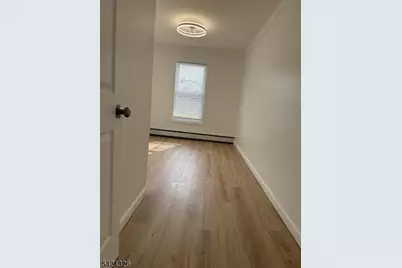124 Stone St, Newark, NJ 07104 - Photo 14
