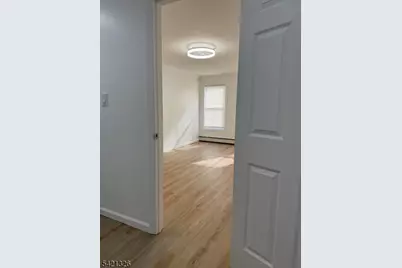 124 Stone St, Newark, NJ 07104 - Photo 12