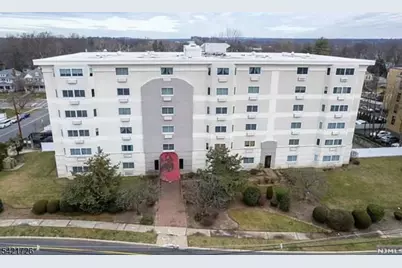 310 Lookout Ave #304, Hackensack, NJ 07601 - Photo 1