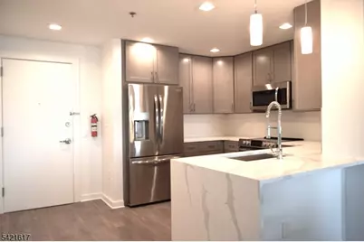 1 Carriage City Plz #920, Rahway, NJ 07065 - Photo 6