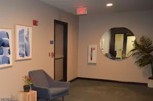 1 Carriage City Plz, Rahway, NJ 07065 - Photo 20