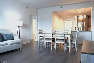 1 Carriage City Plz, Rahway, NJ 07065 - Photo 4