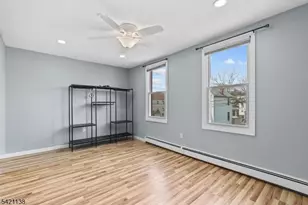 16 Hinsdale Pl, Newark, NJ 07104 - Photo 14