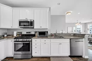 122 Aspen Dr, Cedar Grove, NJ 07009 - Photo 4