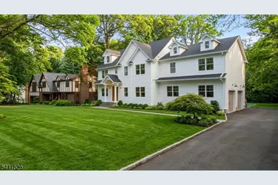 22 Floral St, Chatham Township, NJ 07928 - Photo 4