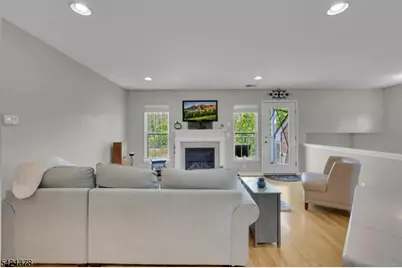 266 Old Farm Dr, Allamuchy Township, NJ 07838 - Photo 16