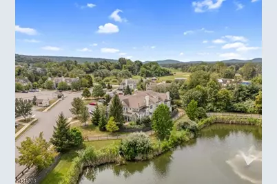 266 Old Farm Dr, Allamuchy Township, NJ 07838 - Photo 4