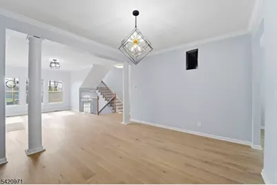 704 Green Ln, Union Township, NJ 07083 - Photo 10