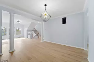 704 Green Ln, Union Township, NJ 07083 - Photo 10