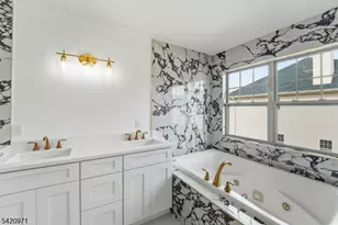 704 Green Ln, Union Township, NJ 07083 - Photo 6