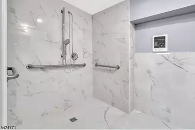 155 Clifton Ave, Newark, NJ 07104 - Photo 14