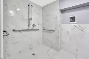 155 Clifton Ave, Newark, NJ 07104 - Photo 14