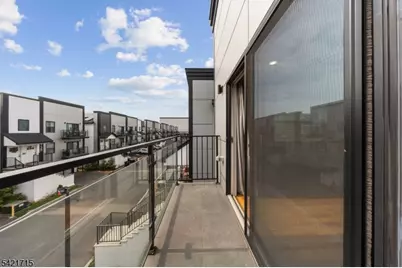 735 Seaport Dr #2, Elizabeth, NJ 07201 - Photo 12