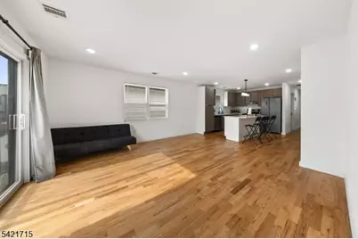 735 Seaport Dr #2, Elizabeth, NJ 07201 - Photo 8