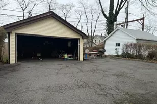 538 N Maple Ave, East Orange, NJ 07017 - Photo 2