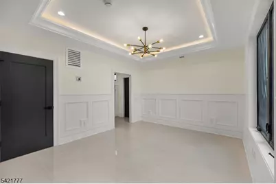 6 E Knollwood Rd, Edison, NJ 08817 - Photo 10