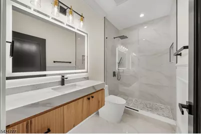 6 E Knollwood Rd, Edison, NJ 08817 - Photo 46