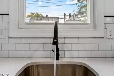 510 Halsted St, East Orange, NJ 07018 - Photo 12