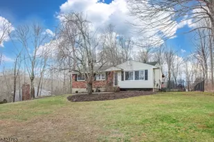 28 Riverview Rd, West Milford, NJ 07438 - Photo 34