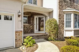 12 Ironwood Rd, Montgomery Township, NJ 08558 - Photo 2