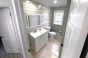 72 Orben Dr, Roxbury Township, NJ 07850 - Photo 20