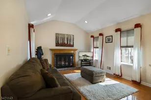 8 Russell Ct, Montville Township, NJ 07045 - Photo 8