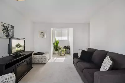 8 Russell Ct, Montville Township, NJ 07045 - Photo 14