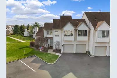 8 Russell Ct, Montville Township, NJ 07045 - Photo 2