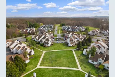 8 Russell Ct, Montville Township, NJ 07045 - Photo 38