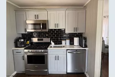 38 Avenue C, Haledon, NJ 07508 - Photo 4