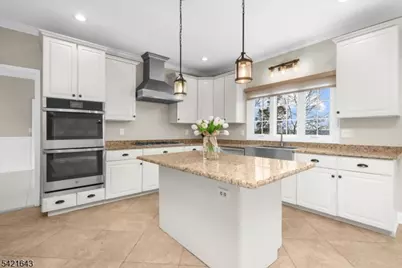 10 Blue Cliff Dr, Clinton Township, NJ 08833 - Photo 12