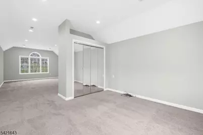 10 Blue Cliff Dr, Clinton Township, NJ 08833 - Photo 38